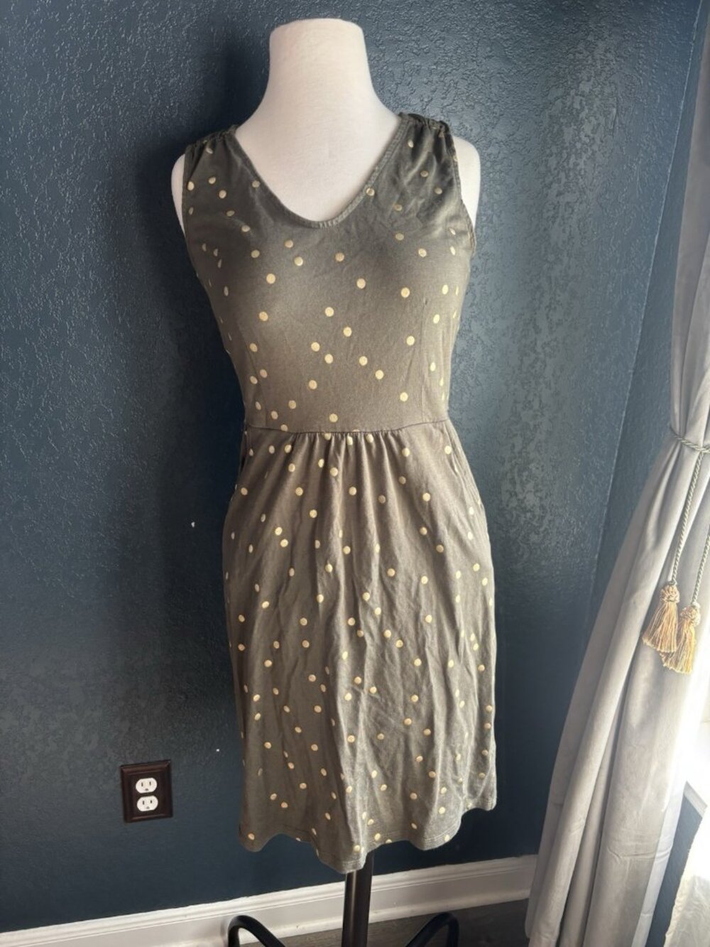 Boden Olive Green Dress Gold Polka Dot Sleeveless V-Neck Pockets Size 6R